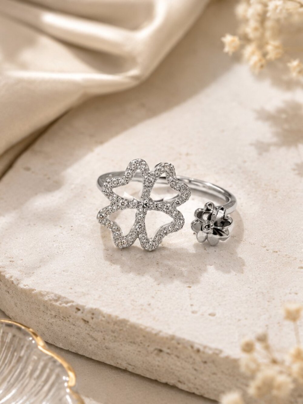 Lucky Bloom Ring